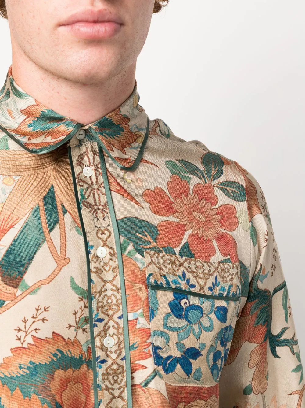 camicia beige stampa a fiori