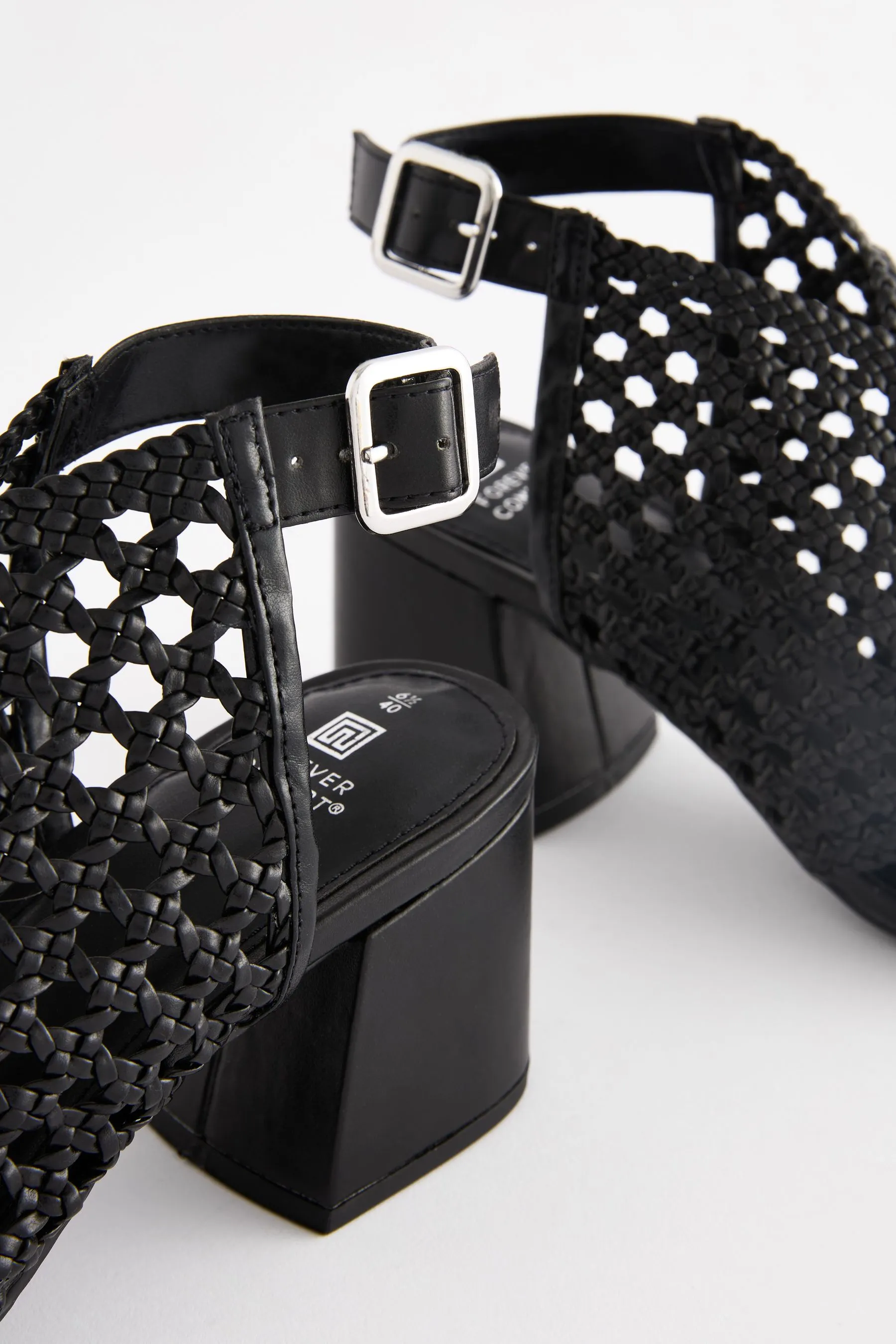 Forever Comfort Weave Block Shoeboot Sandals    