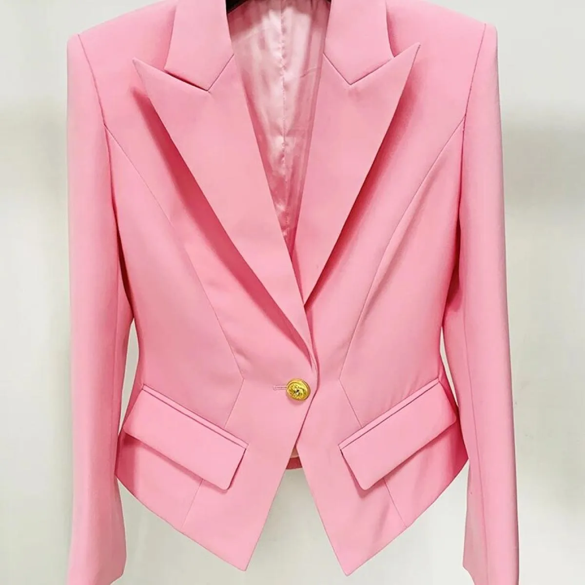 Giacca da donna con risvolto a bottone singolo, vestibilità slim, nuovissima del 2023 di High Street