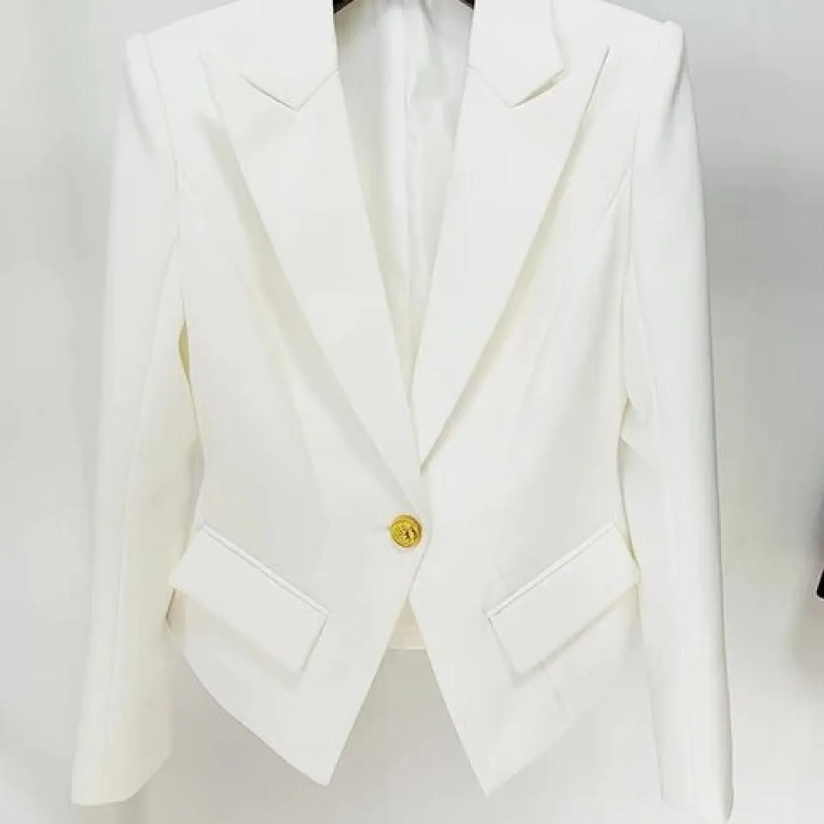 Giacca da donna con risvolto a bottone singolo, vestibilità slim, nuovissima del 2023 di High Street