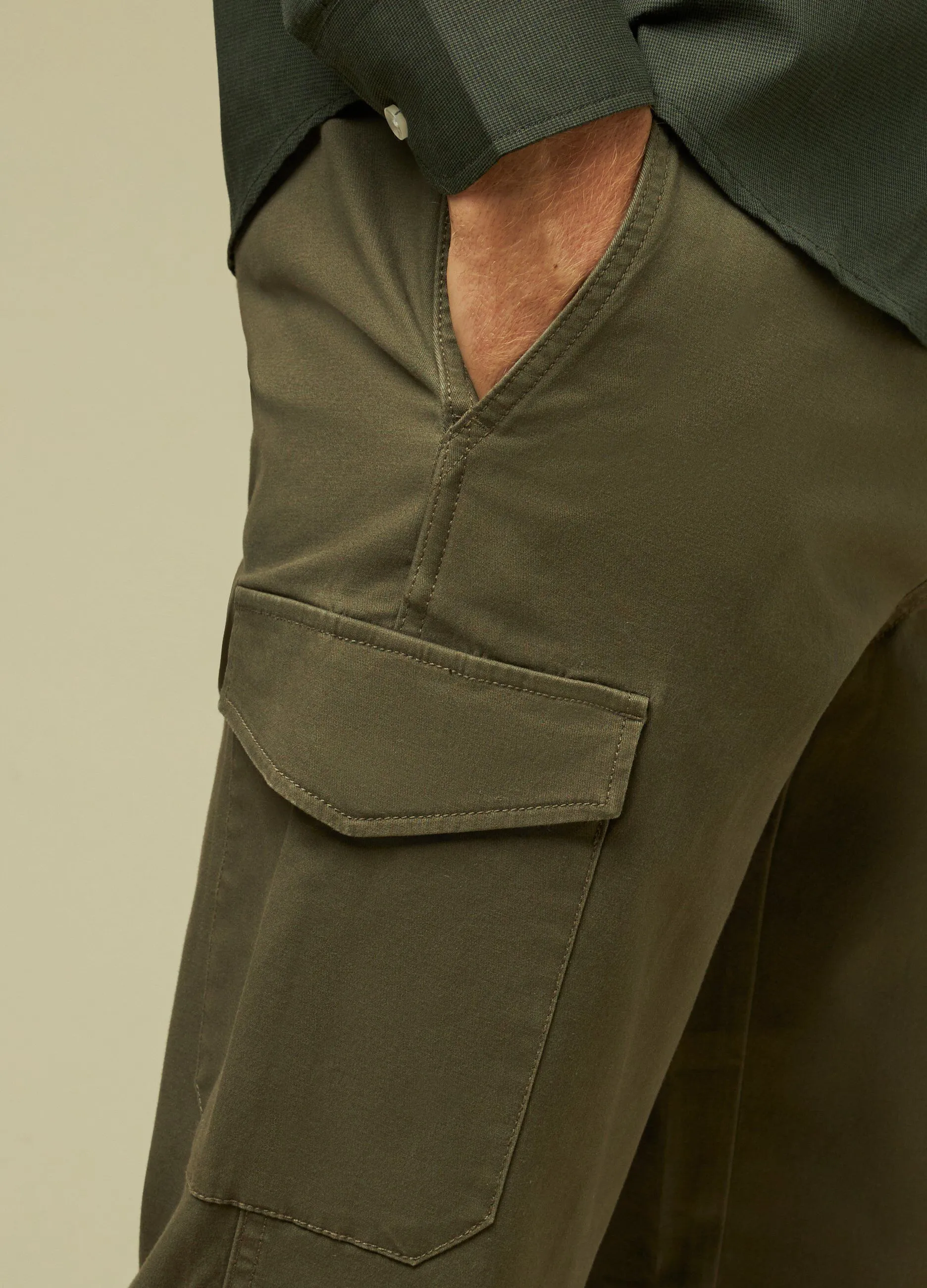J. HART & BROS  Pantaloni cargo in cotone elasticizzato uomo