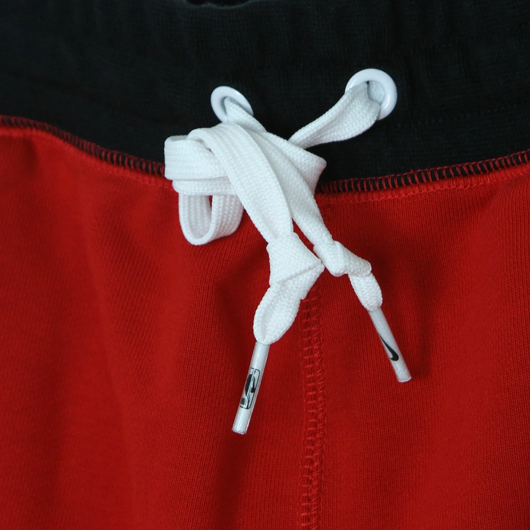 Pantalone Corto Tuta Uomo Nba Short Fleece Courtside 75 Torrap University Red/black/white/black
