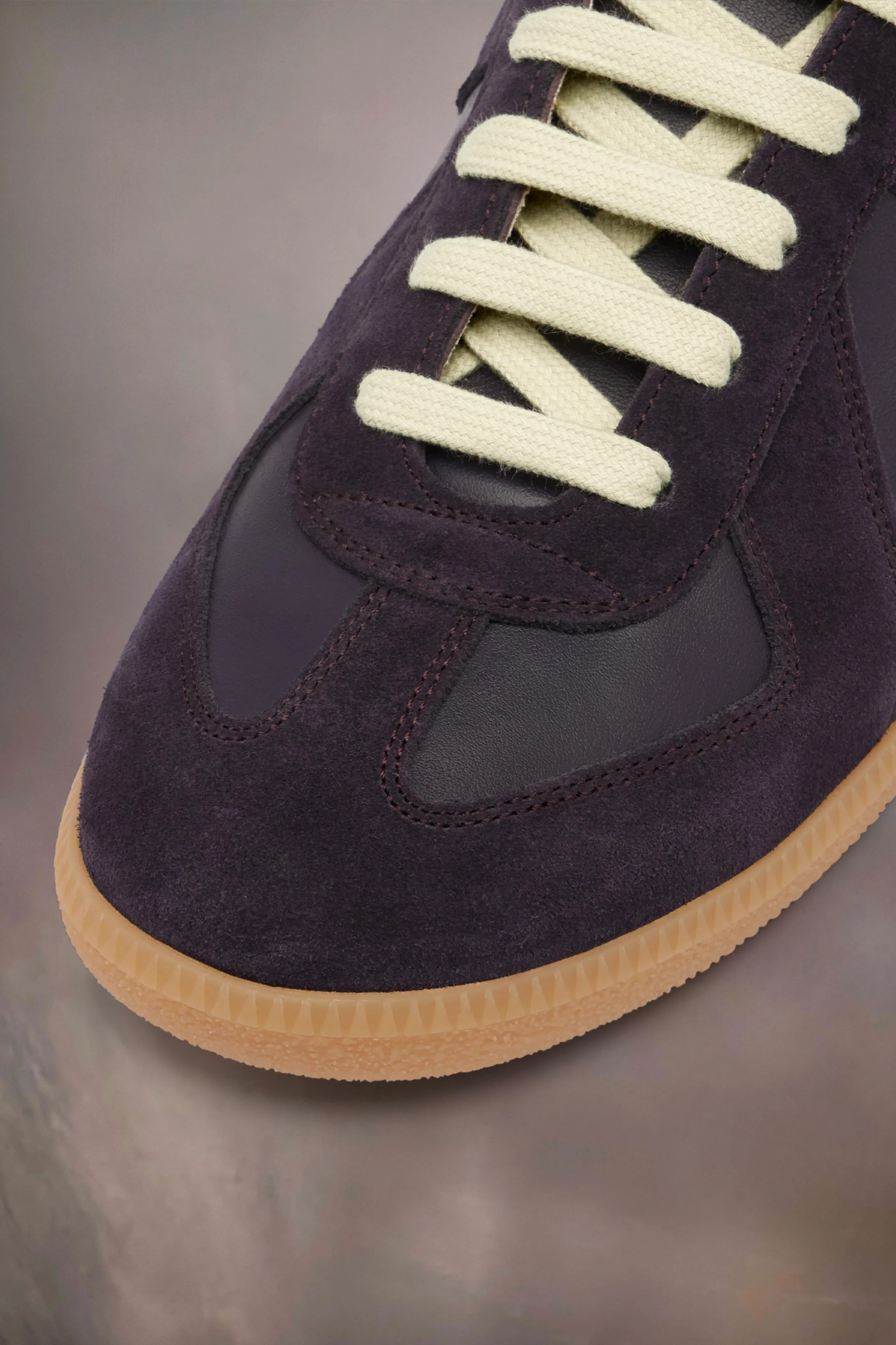 Replica Sneakers