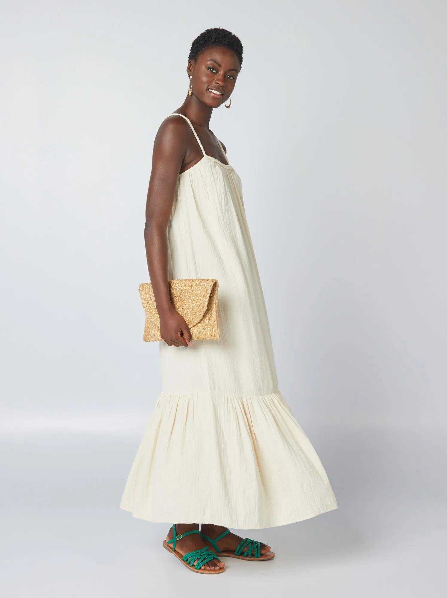 Vestito lungo con spalline intrecciate - BEIGE
